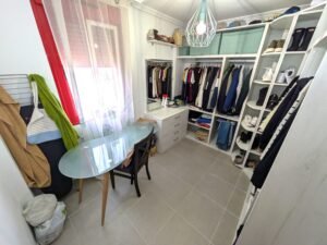 Vestidor Piso Reformado con Garaje y Trastero