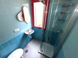 Baño Piso Reformado con Garaje y Trastero